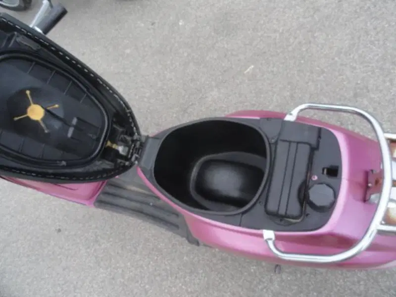 Vespa LX 150 (2005 - 11) (13)