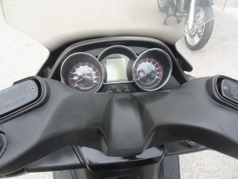 Kymco Downtown 300i ABS (2009 - 17) (11)