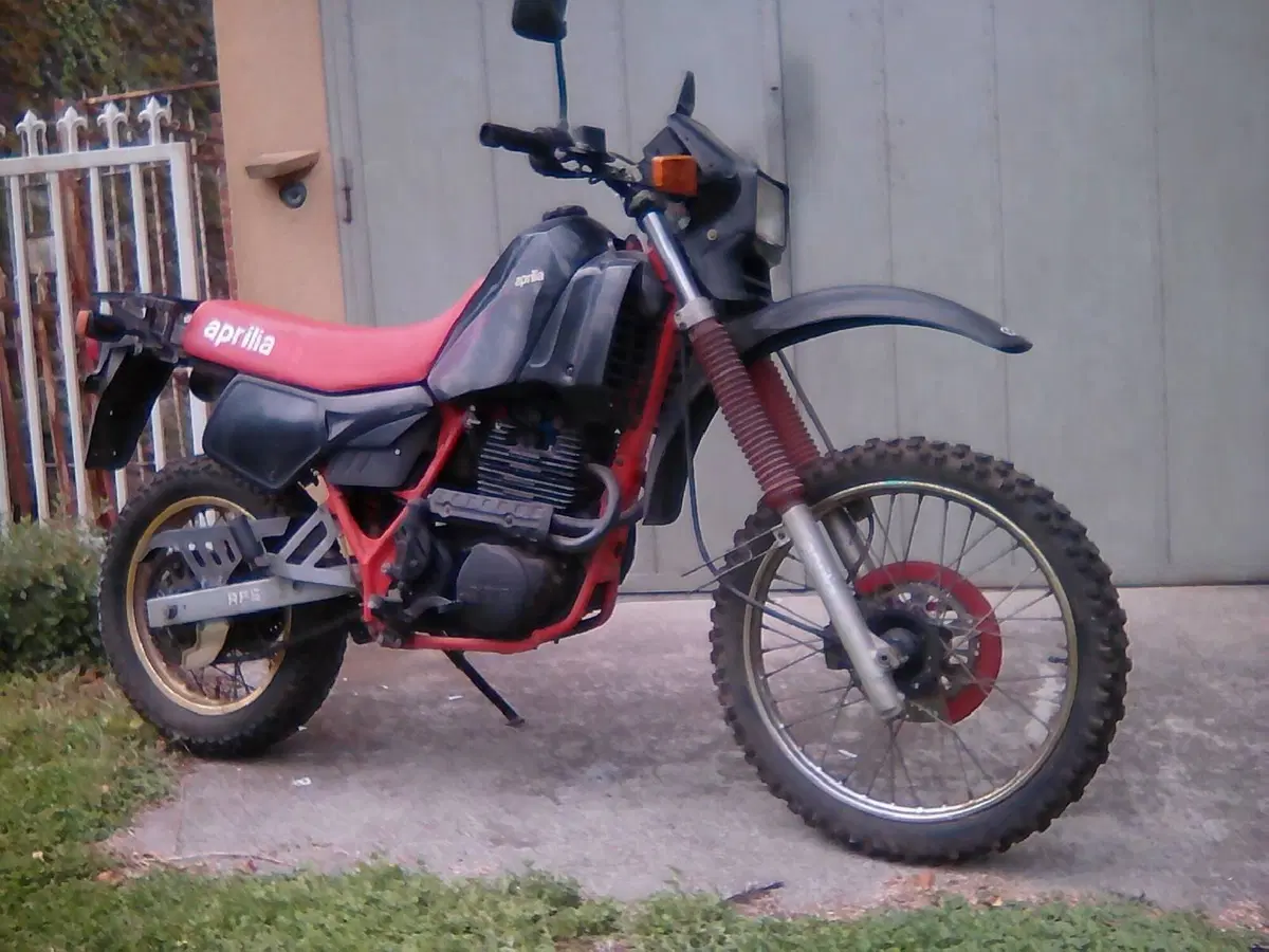 Aprilia ETX 350 (1985 - 89) (2)