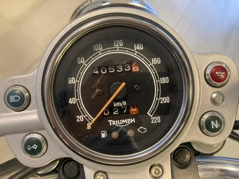 Triumph Scrambler (2006 - 17) (5)