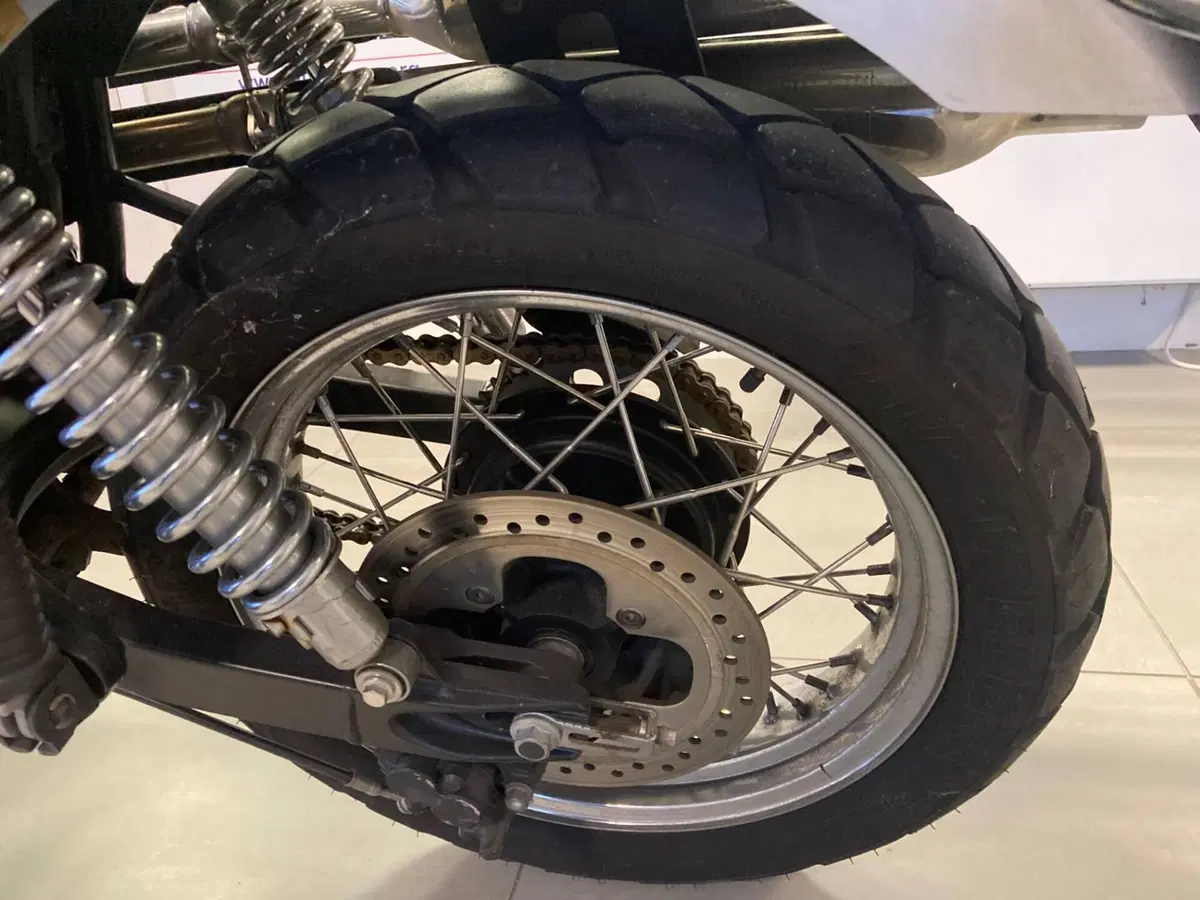 Triumph Scrambler (2006 - 17) (7)