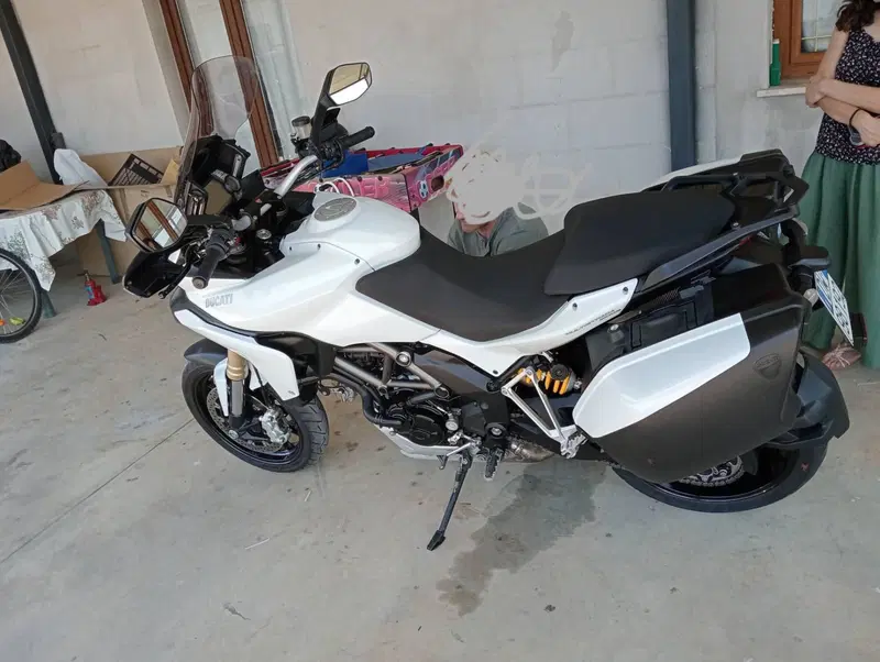 Ducati Multistrada 1200 ABS (2010 - 12) (4)