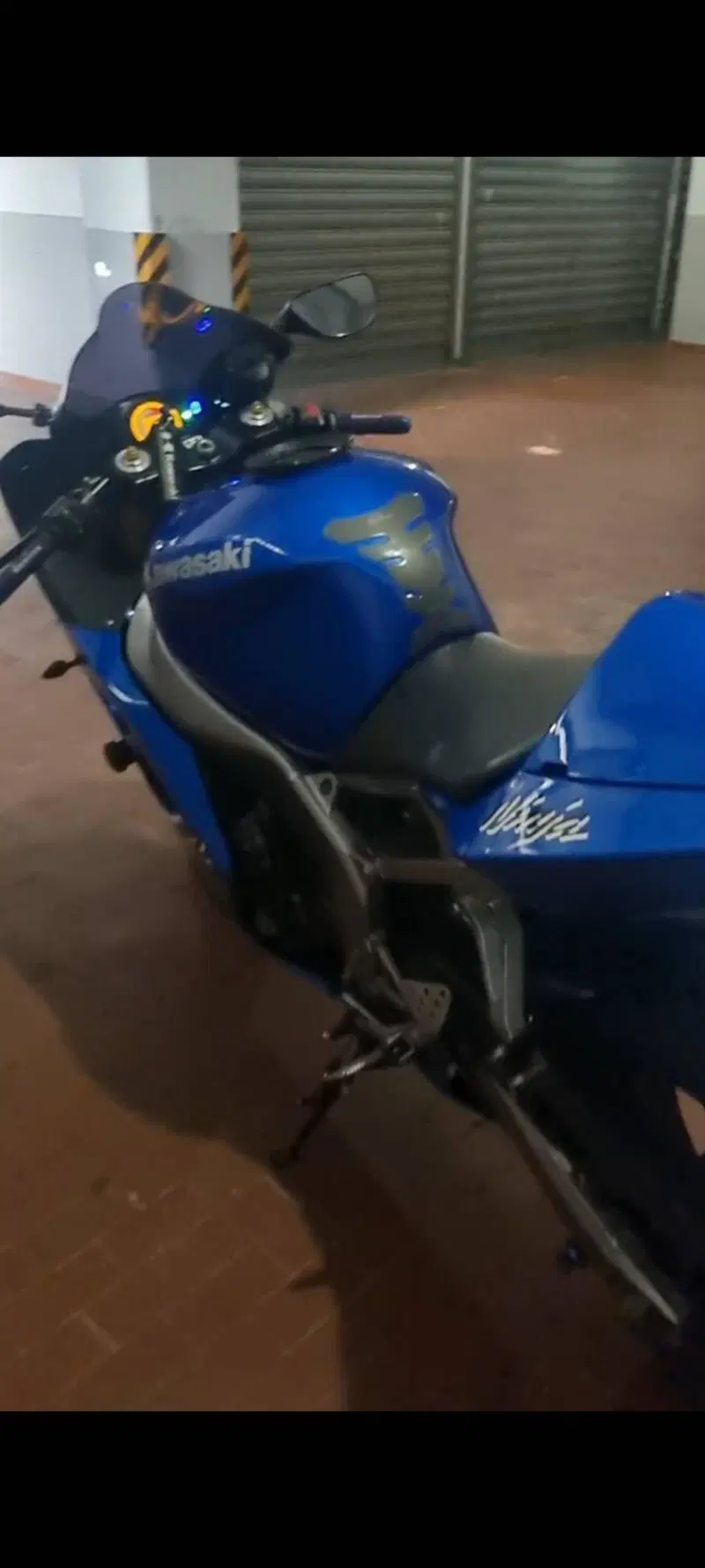 Kawasaki Ninja 636 ZX-6R (2003 - 04) (4)