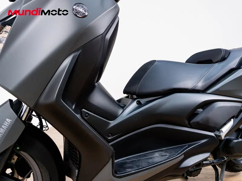 Yamaha X-Max 125 Tech Max+ (2025 - 26) (9)