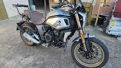 CFMOTO 700CL-X Heritage (2021 - 26) usata