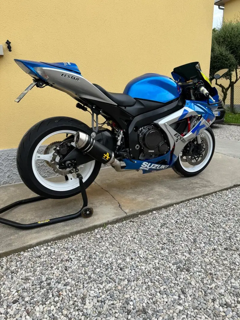 Suzuki GSX R 600 (2006 - 07) (5)