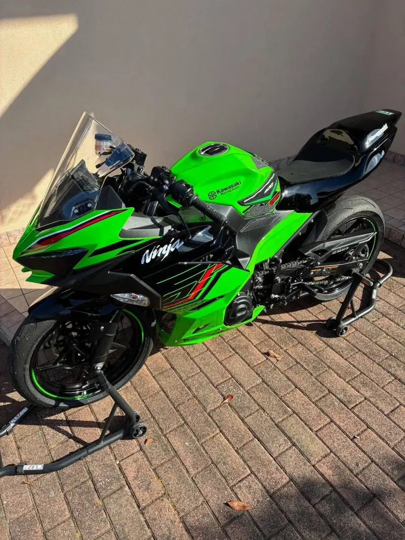 Kawasaki Ninja 400 (2023) (8)