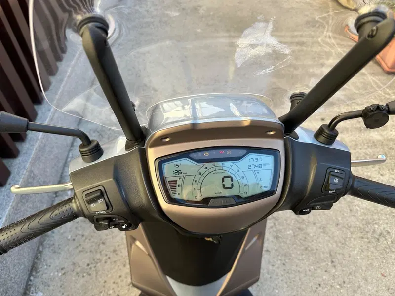 Piaggio Medley 150 ABS (2021 - 25) (5)