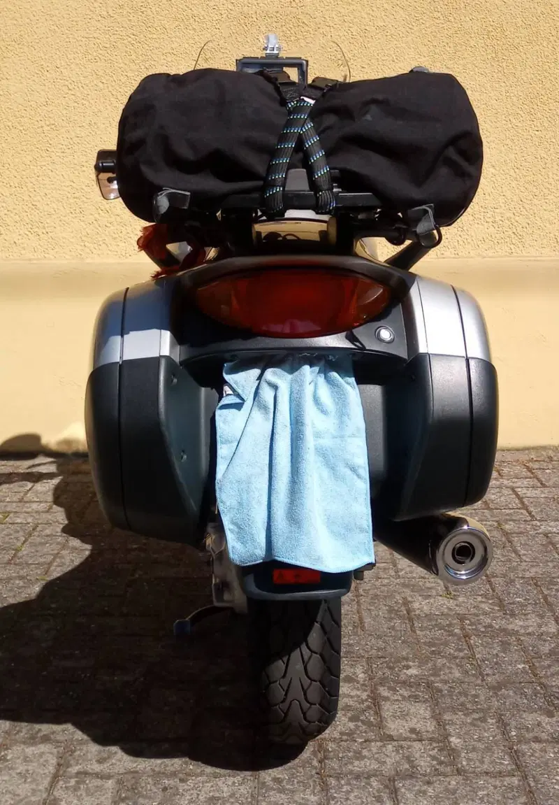 Honda Deauville 650 (2002 - 05) (4)