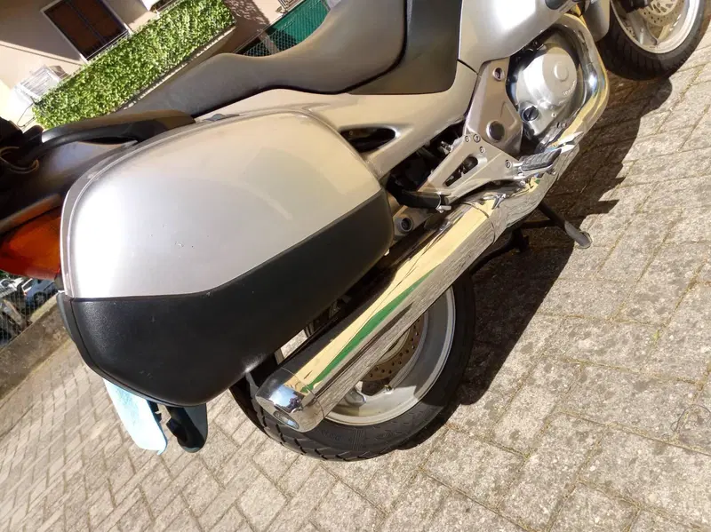 Honda Deauville 650 (2002 - 05) (5)