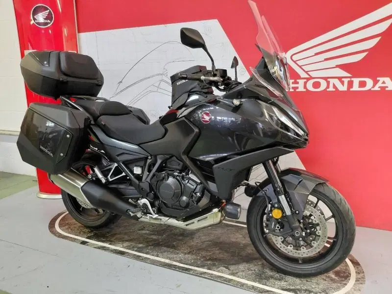 Honda NT 1100 Travel (2022 - 24) (6)
