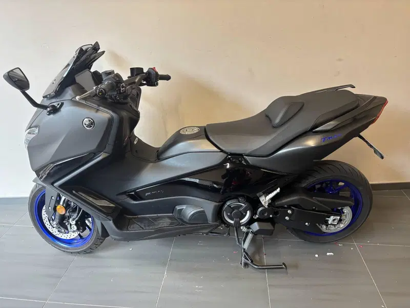 Yamaha T-Max 560 (2025 - 26) (2)