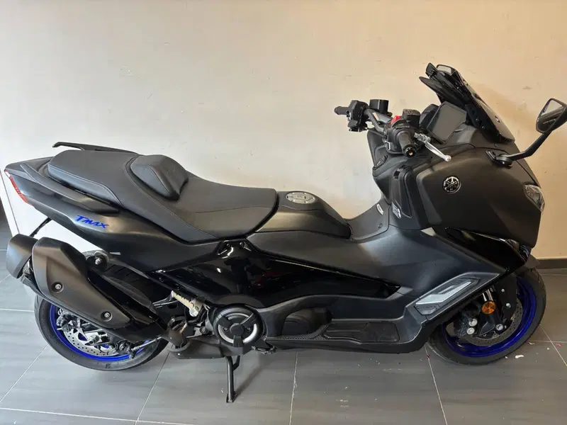 Yamaha T-Max 560 (2025 - 26) (6)