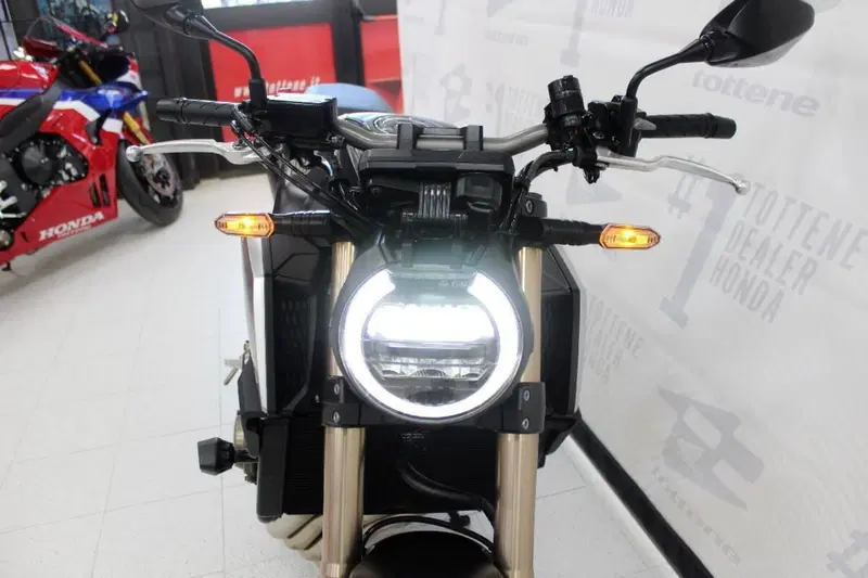 Honda CB 650 R (2021 - 23) (4)