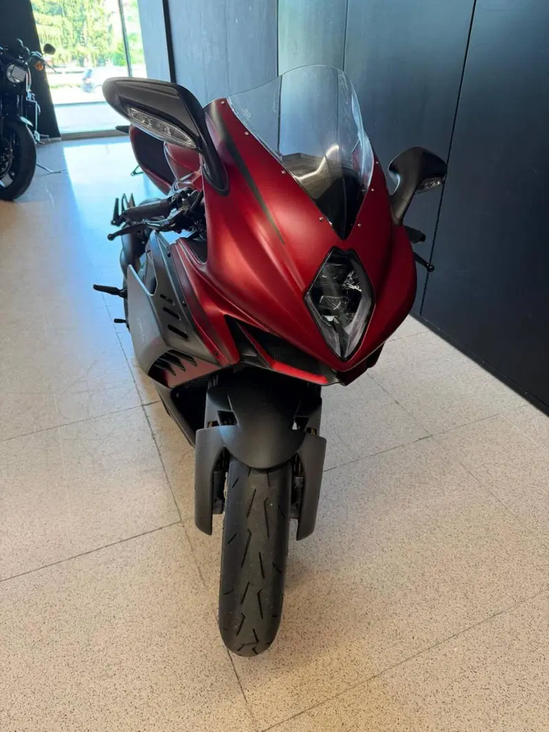 MV Agusta F3 800 RR (2022 - 25) (2)