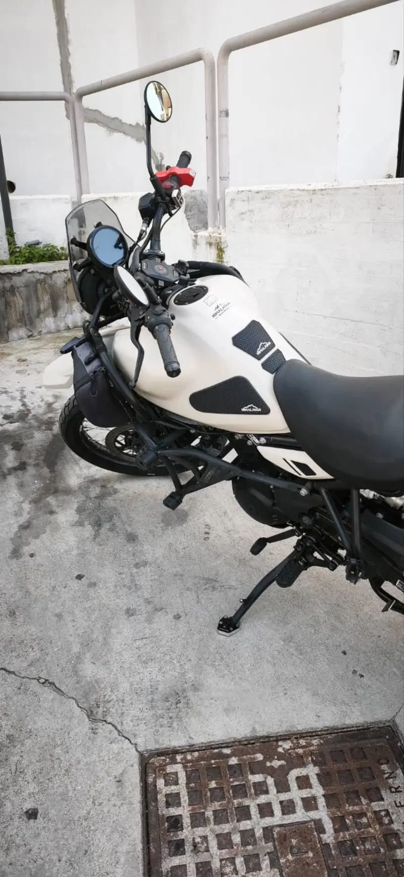 Royal Enfield Himalayan 450 (2024 - 26) (3)