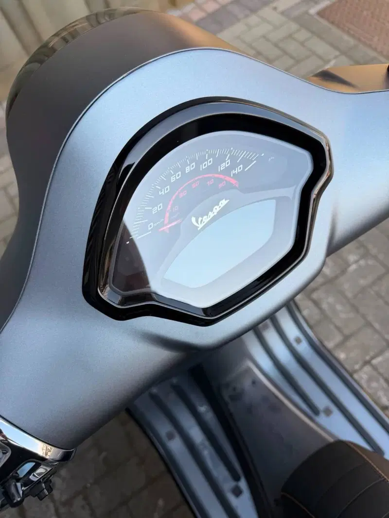 Vespa GTS 300 Super Sport (2023 - 24) (7)
