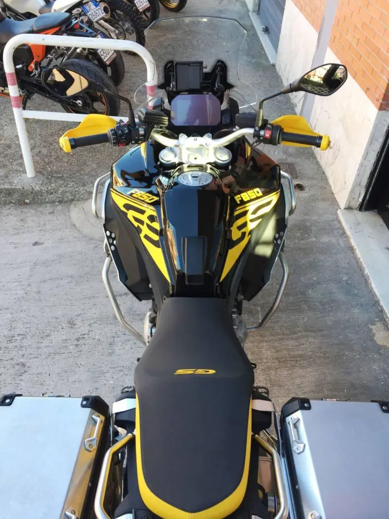 Bmw F 850 GS Adventure - Edition 40 Years GS (2021) (9)
