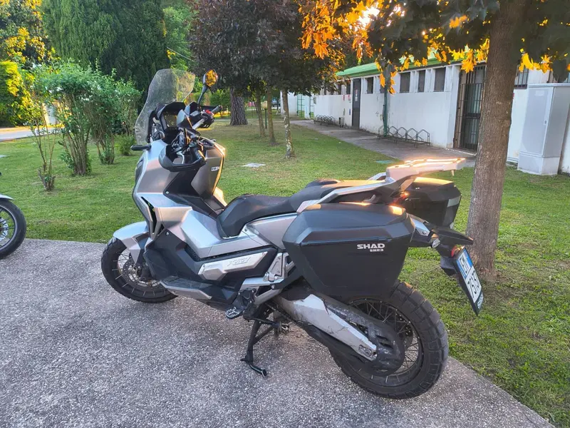 Honda X-ADV 750 (2018 - 20) (2)