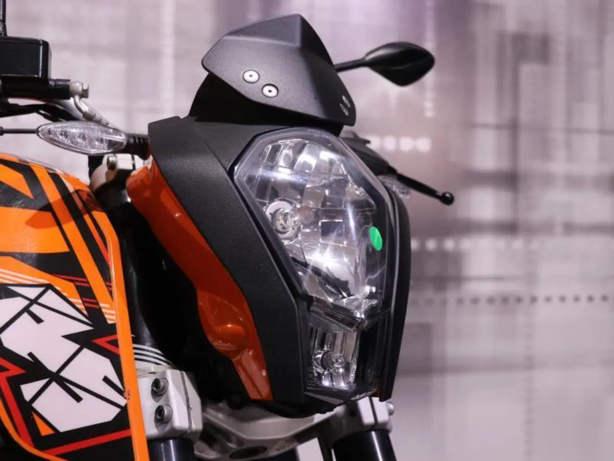 KTM 125 Duke (2010 - 2012) (3)