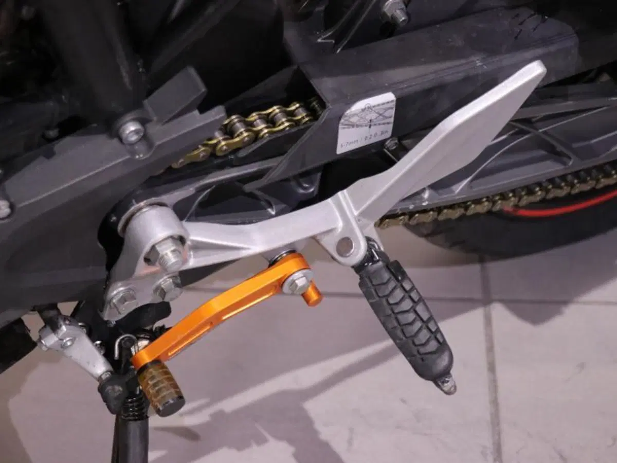KTM 125 Duke (2010 - 2012) (4)