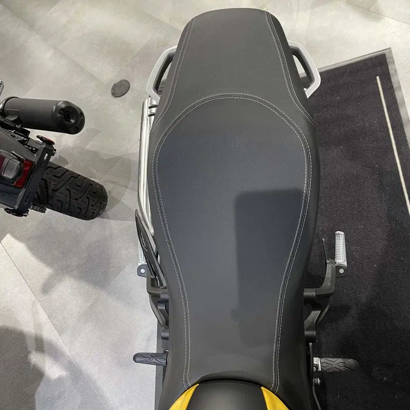 Voge Trofeo 350AC (2022 - 26) (4)