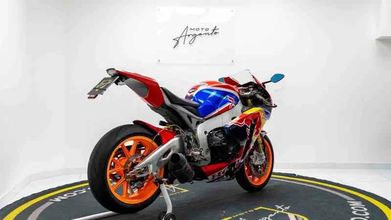 Honda CBR 1000 RR Fireblade (2008 - 11) (3)