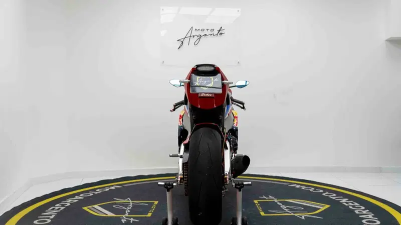 Honda CBR 1000 RR Fireblade (2008 - 11) (4)