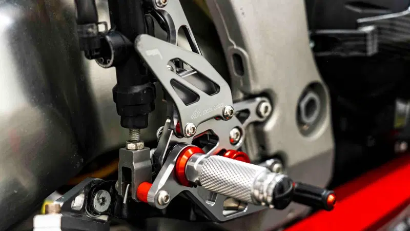 Honda CBR 1000 RR Fireblade (2008 - 11) (13)