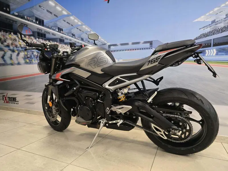 Triumph Street Triple 765 RS (2023 - 26) (4)