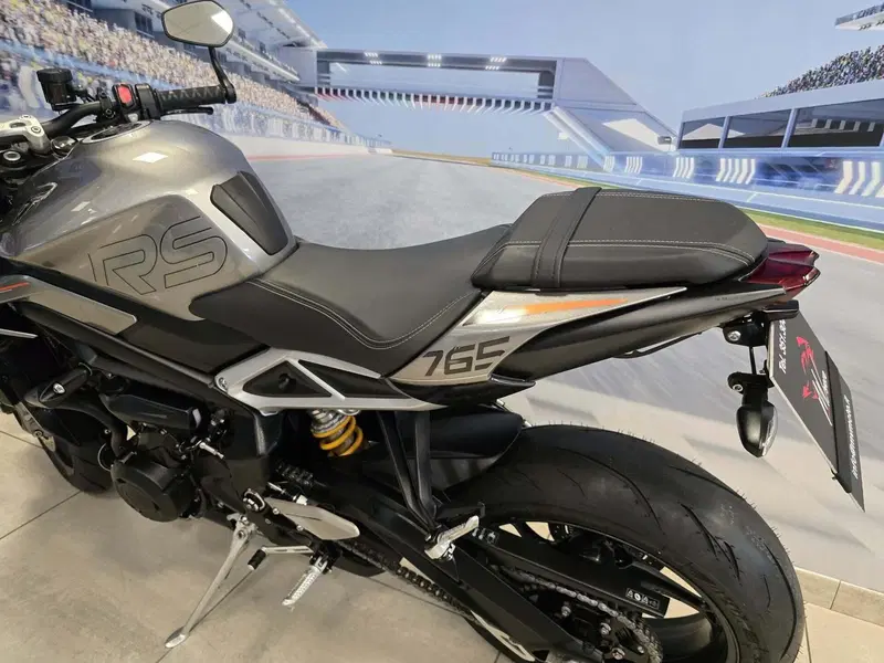 Triumph Street Triple 765 RS (2023 - 26) (5)