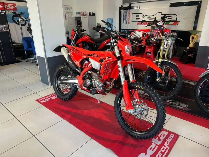 Betamotor RR X-PRO 300 2T Enduro (2025)