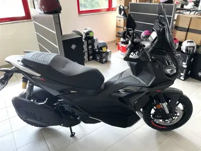 Aprilia SR GT 400 (2026) nuova