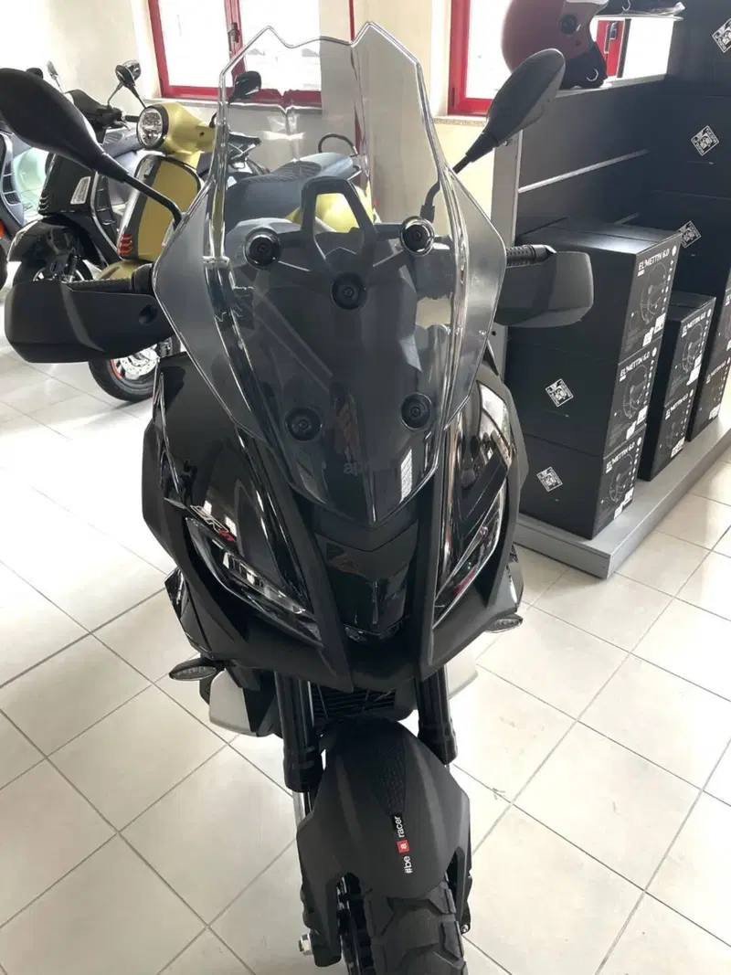 Aprilia SR GT 400 (2026) (4)