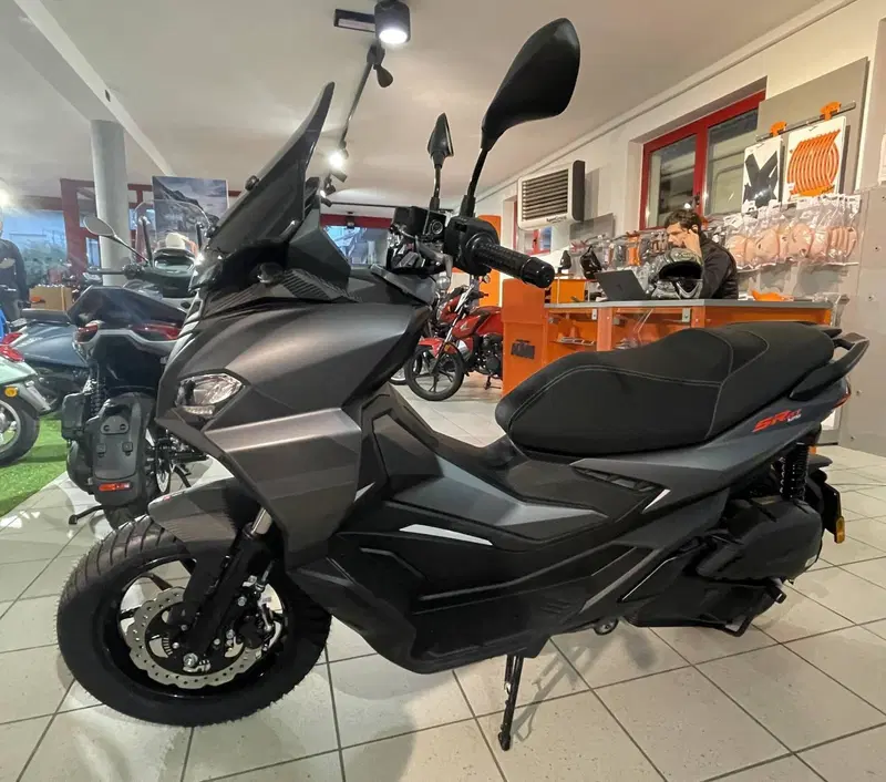 Aprilia SR GT 125 (2025 - 26) (2)