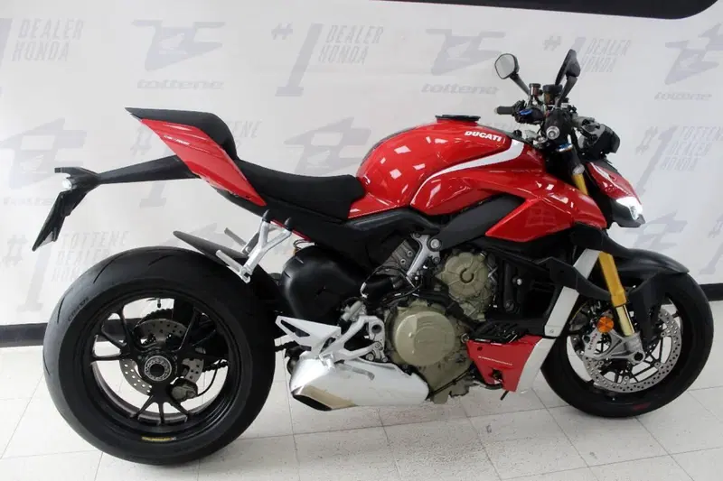Ducati Streetfighter V4 1100 S (2021 - 22) (2)