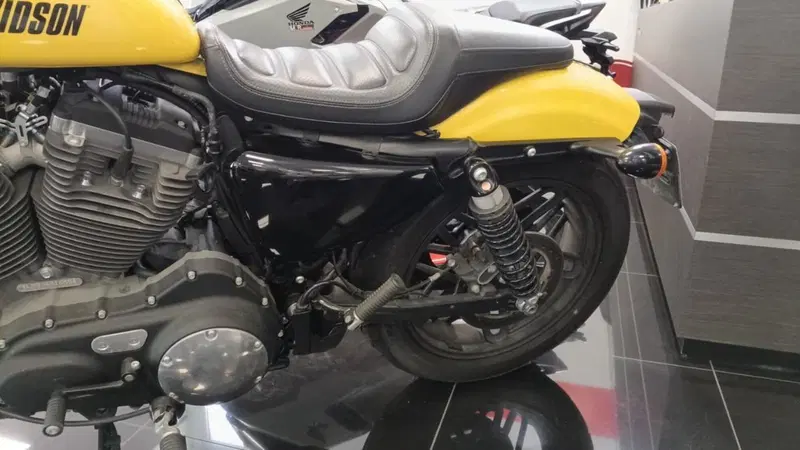 Harley-Davidson 1200 Roadster (2016 - 2017) - XL 1200R (5)
