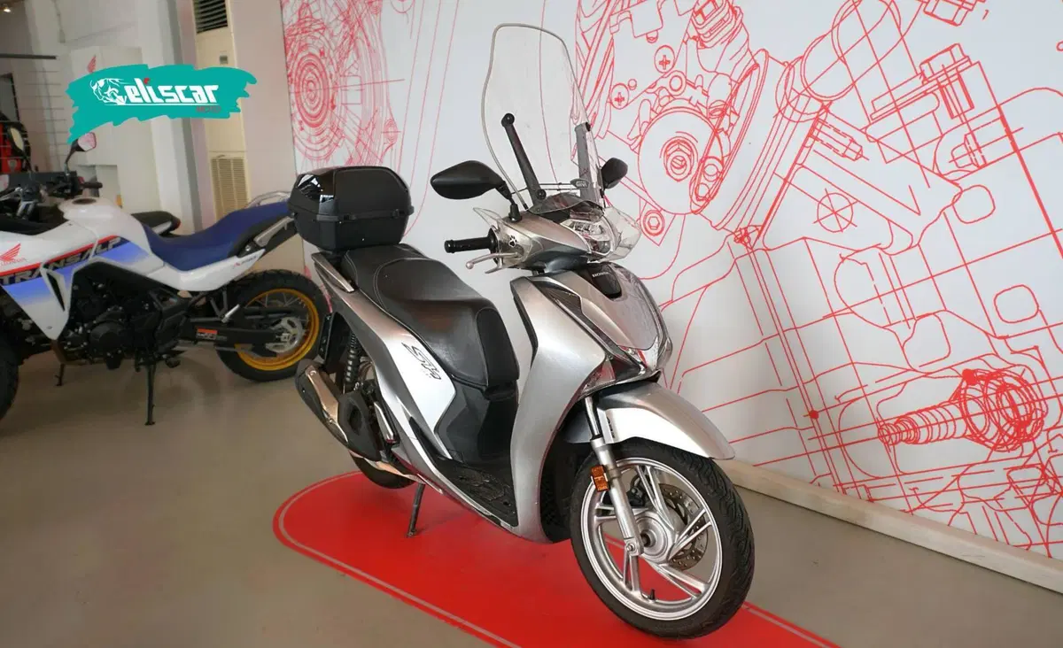 Honda SH 150i (2017 - 19) (3)