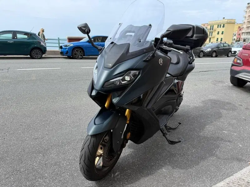 Yamaha T-Max 560 Tech Max (2022 - 24) (3)