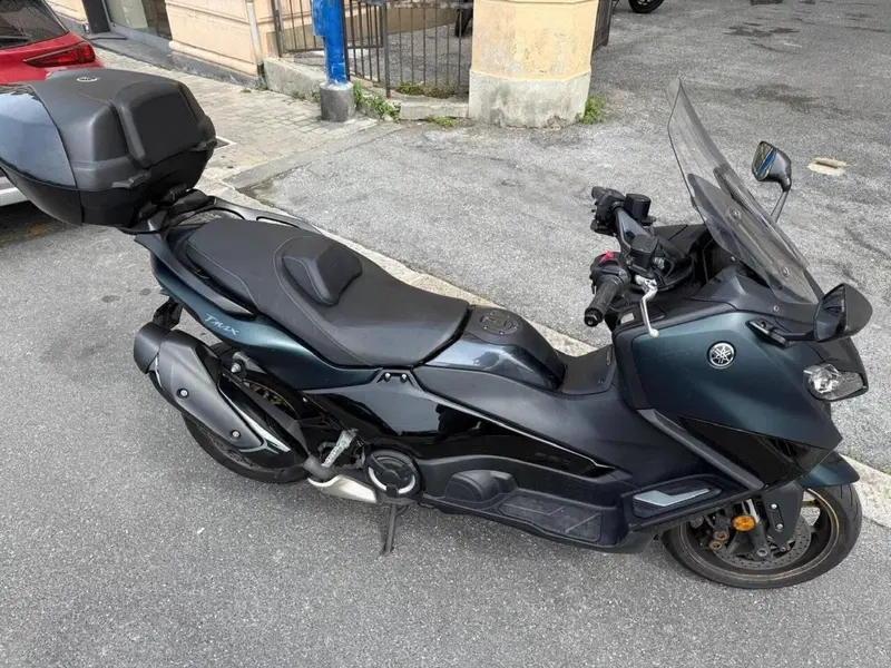 Yamaha T-Max 560 Tech Max (2022 - 24) (5)