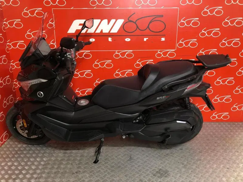 Voge Sfida SR4 (2022 - 24) (3)