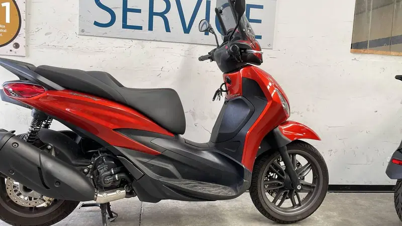 Piaggio Beverly 300 S ABS-ASR (2021 - 25)