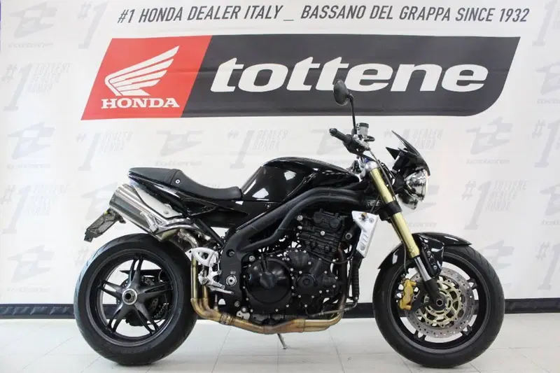 Triumph Speed Triple 1050 (2005 - 11)
