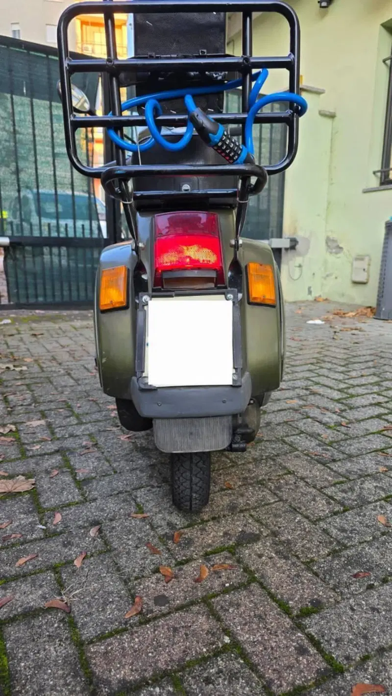 Piaggio Vespa PK 125 S (2)