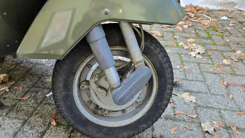 Piaggio Vespa PK 125 S (3)