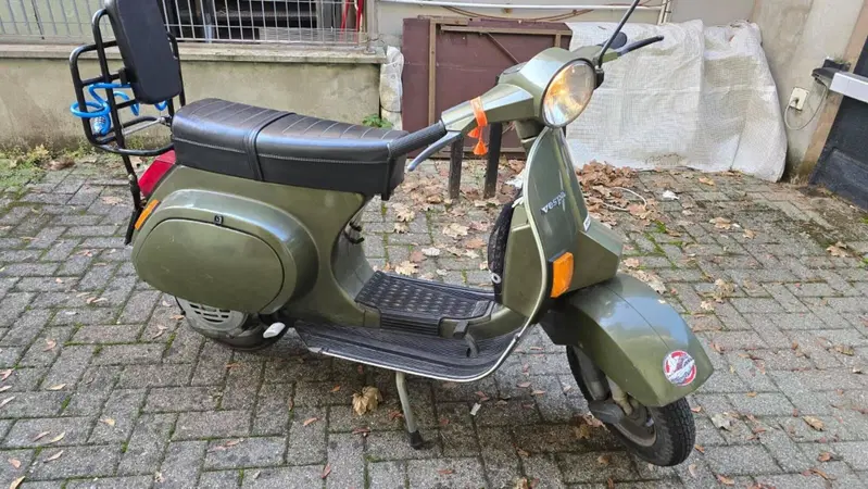 Piaggio Vespa PK 125 S (6)