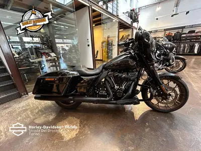 Harley-Davidson Street Glide (2024 - 26) usata