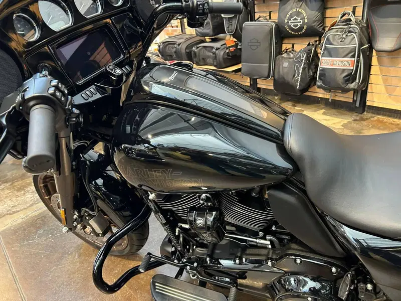 Harley-Davidson Street Glide (2024 - 26) (5)