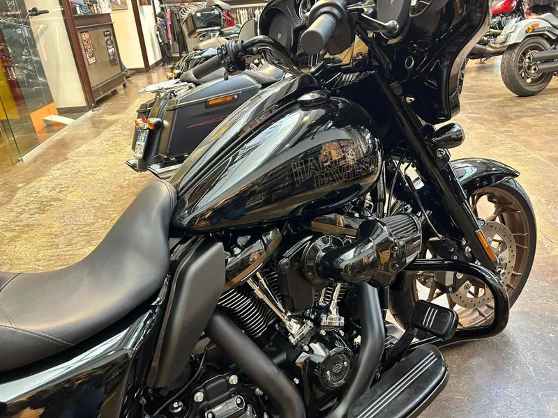 Harley-Davidson Street Glide (2024 - 26) (10)
