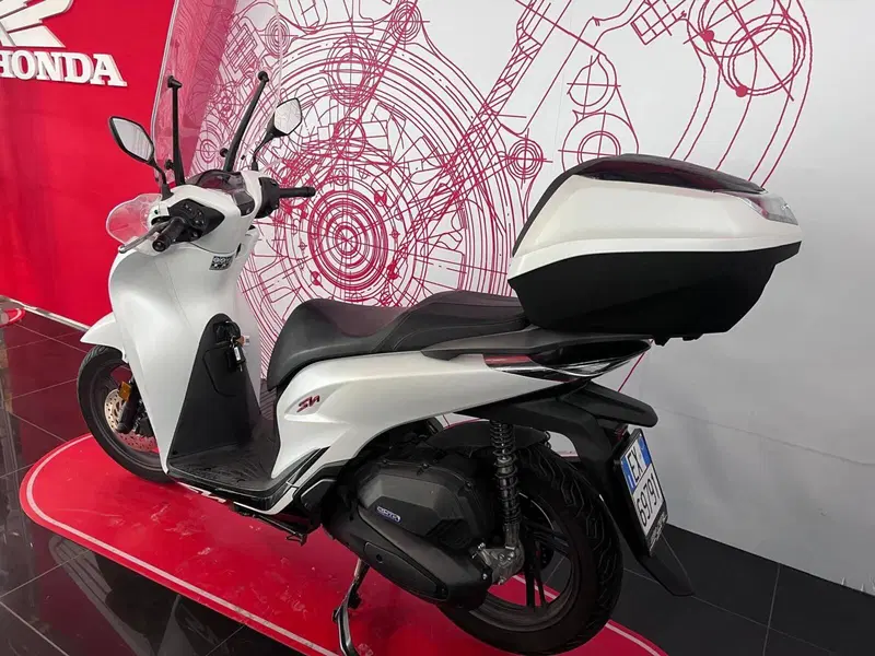 Honda SH 125i Sport (2022 - 23) (8)